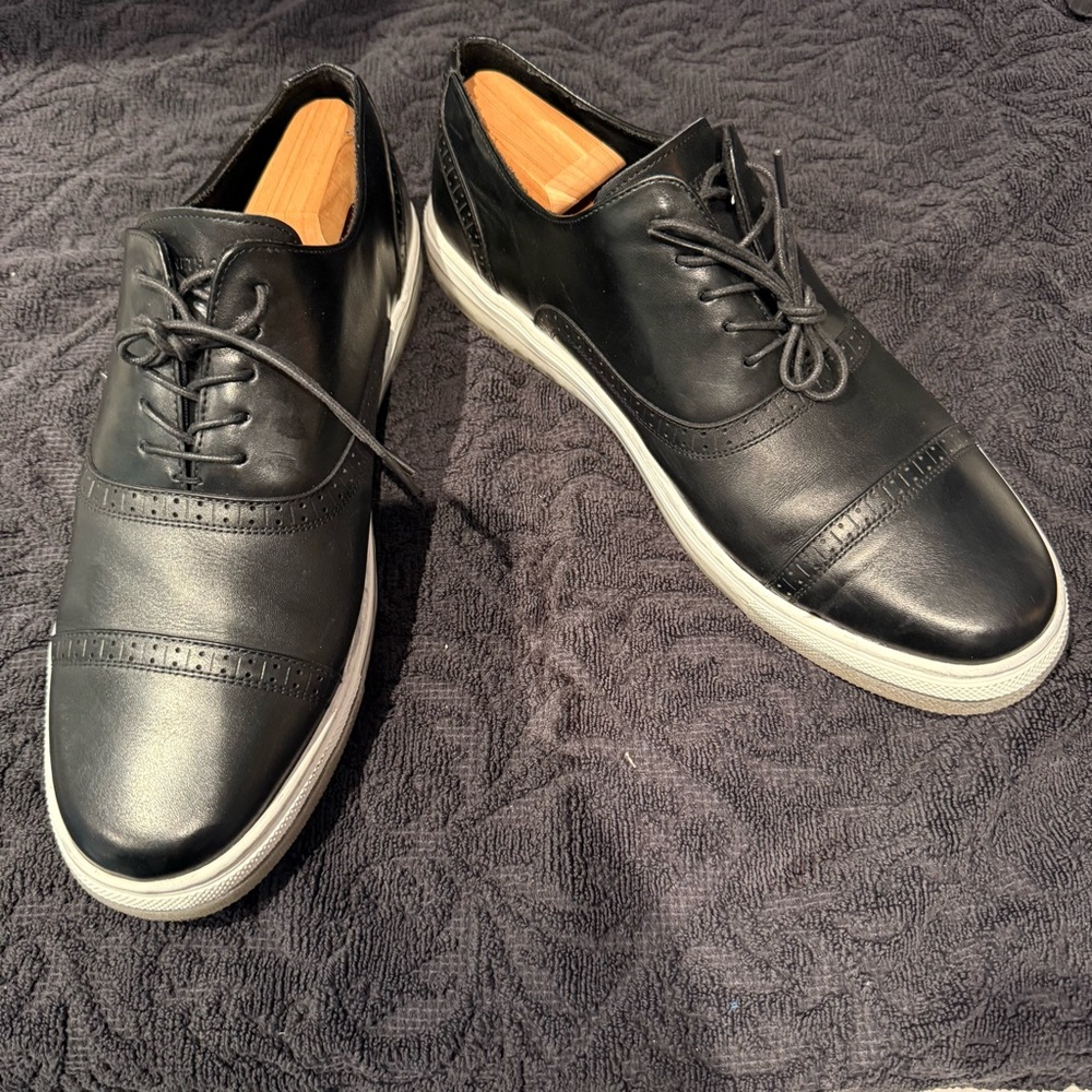 Kenneth Cole Dress Sneakers size 12